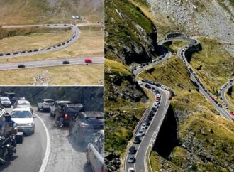 Traficul de coșmar de pe Transfăgărășan îi revoltă pe români: „Este groaznic, lumea lasă mașinile pe șosea” VIDEO Traficul de coșmar de pe Transfăgărășan îi revoltă pe români: „Este groaznic, lumea lasă mașinile pe șosea” VIDEO