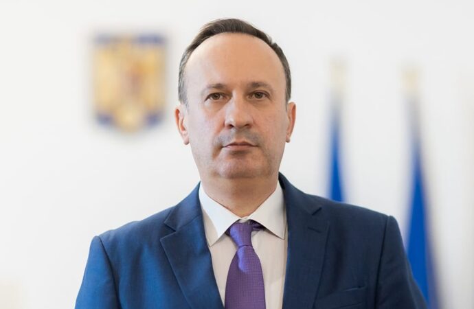 Fost ministru de Finanțe:”Trebuie să trimitem la Comisia Europeană un document programatic pentru a recalibra Planul Fiscal Structural” Fost ministru de Finanțe:”Trebuie să trimitem la Comisia Europeană un document programatic pentru a recalibra Planul Fiscal Structural”