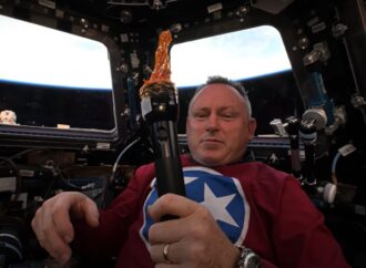 Șase astronauți duc Jocurile Olimpice în spațiu Șase astronauți duc Jocurile Olimpice în spațiu