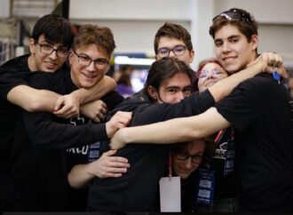 Volta Circuits, o poveste la superativ absolut în TEHNOLOGIE Volta Circuits, o poveste la superativ absolut în TEHNOLOGIE