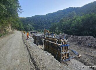 Drumurile care duc în ținutul cetăților dacice sunt modernizate. Locurile impresionante de pe traseele din munți VIDEO