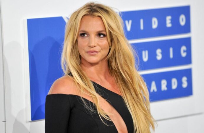 Universal lucrează la un film despre Britney Spears Universal lucrează la un film despre Britney Spears