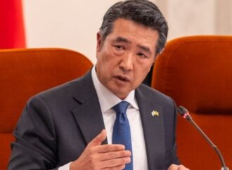 Ambasadorul Coreei de Sud, fascinat de țara noastră: „România e o țară atât de binecuvântată, iar Transfăgărășanul îți taie respirația ca frumusețe” Ambasadorul Coreei de Sud, fascinat de țara noastră: „România e o țară atât de binecuvântată, iar Transfăgărășanul îți taie respirația ca frumusețe”