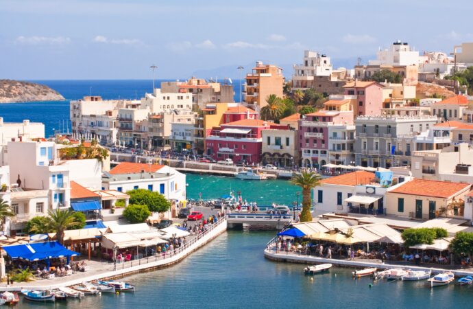 Vacanță compromisă pentru o familie de români, cazată la un hotel de 5 stele din Grecia: „Nu ne așteptam la asta”