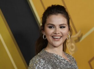VIDEO. Selena Gomez, după ce a fost criticată că se victimizează VIDEO. Selena Gomez, după ce a fost criticată că se victimizează