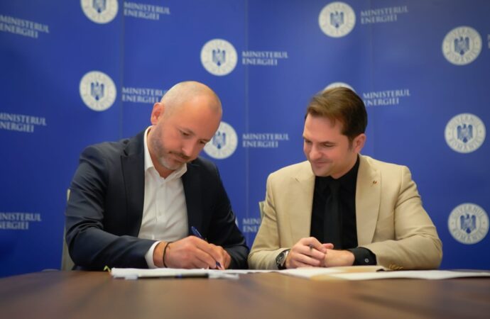 Transelectrica o nouă finanțare pentru un proiect inovator în România. Investiția va crește inclusiv capacitatea de transfer cu statele vecine Transelectrica o nouă finanțare pentru un proiect inovator în România. Investiția va crește inclusiv capacitatea de transfer cu statele vecine