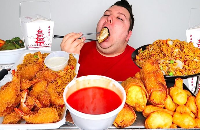 Internetul e în șoc: Nikocado Avocado, youtuberul care s-a filmat mâncând până la obezitate morbidă, a slăbit peste 100 de kilograme: „A fost experimentul vieții mele” Internetul e în șoc: Nikocado Avocado, youtuberul care s-a filmat mâncând până la obezitate morbidă, a slăbit peste 100 de kilograme: „A fost experimentul vieții mele”