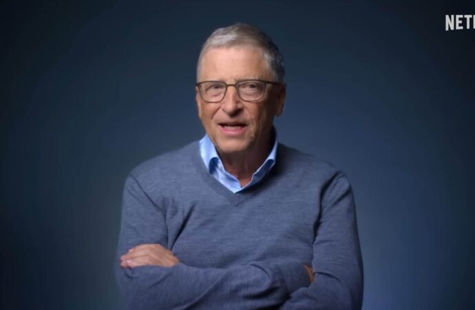 Bill Gates refuză să se pensioneze și vrea să mai muncească încă 30 ani. Prietenul său, Warren Buffett, la 94 ani, muncește 6 zile pe săptămână Bill Gates refuză să se pensioneze și vrea să mai muncească încă 30 ani. Prietenul său, Warren Buffett, la 94 ani, muncește 6 zile pe săptămână