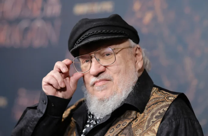 RR Martin nemulțumit de schimbările „toxice” din „Casa Dragonului”