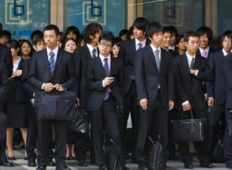 Agențiile pentru demisie câștigă popularitate în Japonia. Agențiile pentru demisie câștigă popularitate în Japonia.