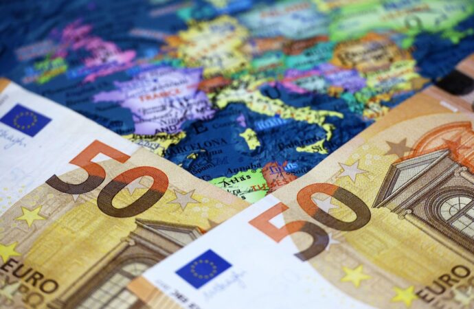 Activitatea economică din zona EURO a scăzut după finalizarea Jocurilor Olimpice
