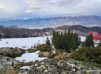 Cât costă un sejur de sărbători la Straja, stațiunea montană cea mai populară din vestul României Cât costă un sejur de sărbători la Straja, stațiunea montană cea mai populară din vestul României
