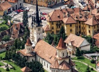 Orașul din România care se află pe lista cu principalele destinații de vacanță pentru 2025, alături de Italia și Thailanda Orașul din România care se află pe lista cu principalele destinații de vacanță pentru 2025, alături de Italia și Thailanda