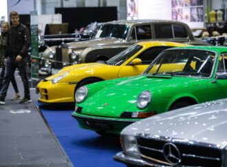 Producătorii auto germani planifică reduceri de COSTURI după scăderea vânzărilor în CHINA Producătorii auto germani planifică reduceri de COSTURI după scăderea vânzărilor în CHINA