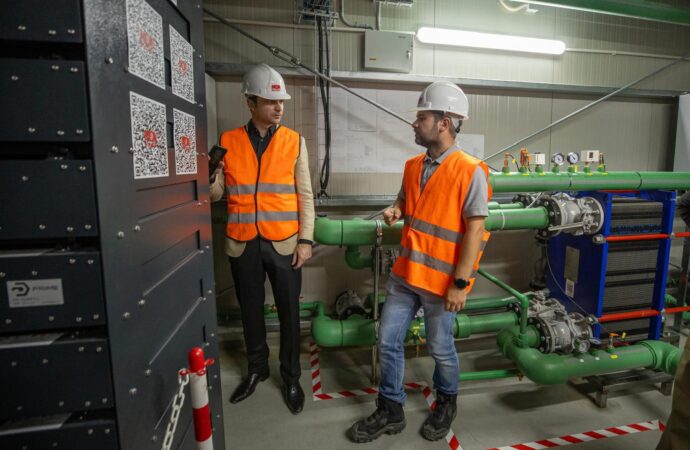 Ministerul Energiei anunță lansarea unui apel pentru investiții în stocarea energiei electrice în BATERII