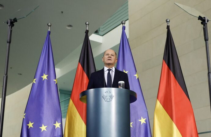 Scholz îl felicită pe Trump, dar are preocupări privind colaborarea cu el /Cancelarul se consultă cu Macron și cu ceilalți lideri din UE Scholz îl felicită pe Trump, dar are preocupări privind colaborarea cu el /Cancelarul se consultă cu Macron și cu ceilalți lideri din UE