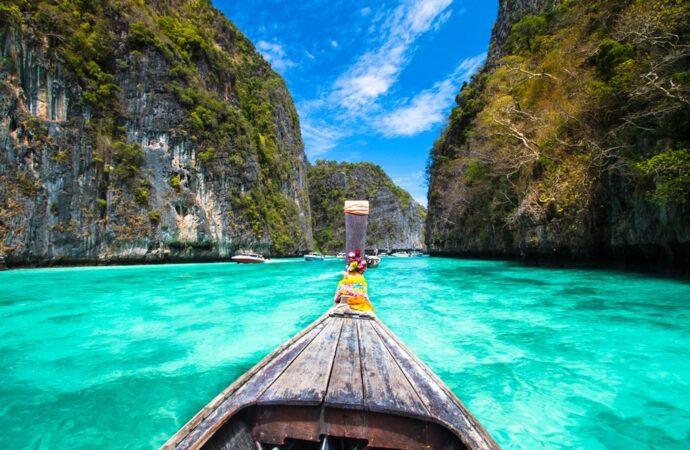Pachet de vacanță „Post alegeri detox”. Sărbători de iarnă în Thailanda și Caraibe, de la 1.000 de euro Pachet de vacanță „Post alegeri detox”. Sărbători de iarnă în Thailanda și Caraibe, de la 1.000 de euro