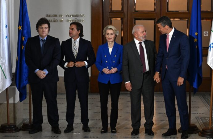 UE a finalizat negocierile pentru Acordul cu țările MERCOSUR /Urmează consultări cu statele membre UE a finalizat negocierile pentru Acordul cu țările MERCOSUR /Urmează consultări cu statele membre