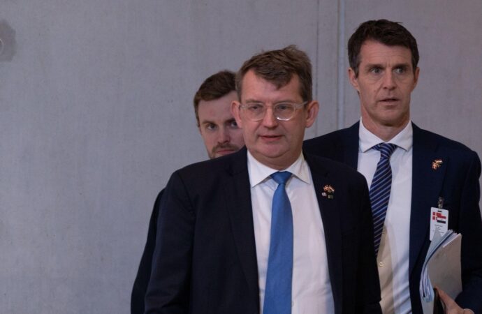 DANEMARCA va intensifica prezența militară și investițiile în Groenlanda, de teama lui Trump DANEMARCA va intensifica prezența militară și investițiile în Groenlanda, de teama lui Trump