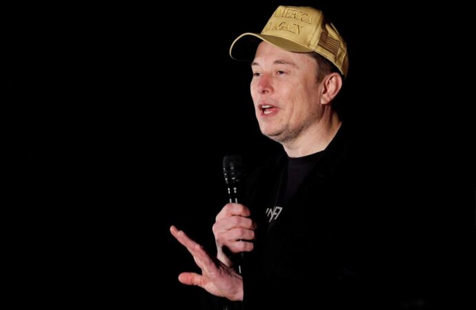Avioanele private ale lui Elon Musk au efectuat 355 de zboruri în 2024. Care a fost cel mai lung zbor
