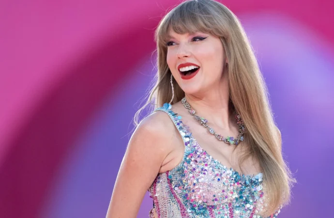 Taylor Swift crește vânzările muzicale din Marea Britanie