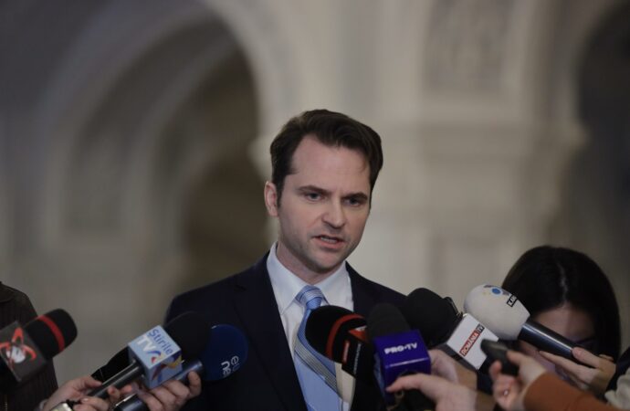Investiții în ENERGIE pentru „facturi mai mici” și un viitor mai bun Investiții în ENERGIE pentru „facturi mai mici” și un viitor mai bun