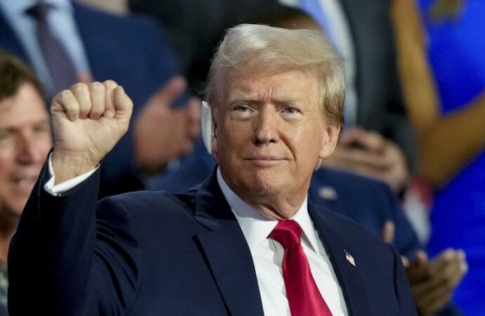 Donald Trump domină la capitolul prezență pe social media Donald Trump domină la capitolul prezență pe social media