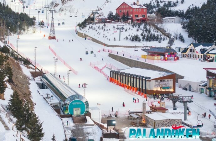 Erzurum, rivalul surpriză al Alpilor. Gazda turcească a Campionatului Mondial de Snowboard Erzurum, rivalul surpriză al Alpilor. Gazda turcească a Campionatului Mondial de Snowboard
