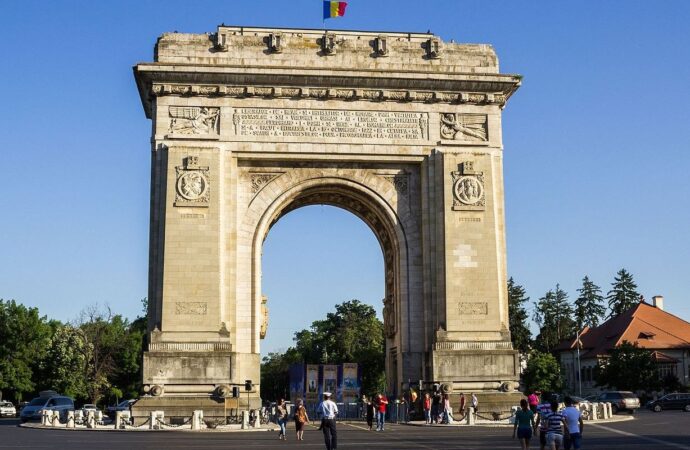 Topul celor mai apreciate zece statui din România. Ce monumente de artă i-au încântat pe turiștii străini