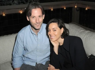 Jeff Baena, soțul actriței Aubrey Plaza, a murit la 47 de ani Jeff Baena, soțul actriței Aubrey Plaza, a murit la 47 de ani