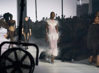 Astăzi începe Paris Haute Couture Week