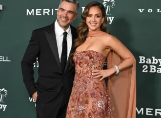 Jessica Alba anunță divorțul de soțul Cash Warren Jessica Alba anunță divorțul de soțul Cash Warren