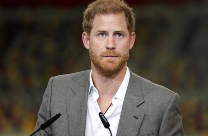 Prințul Harry obține daune financiare Prințul Harry obține daune financiare