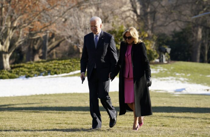 Mandatul președintelui BIDEN – Lupta pentru respingerea amenințărilor la adresa DEMOCRAȚIEI și menținerea rolului SUA de lider global Mandatul președintelui BIDEN – Lupta pentru respingerea amenințărilor la adresa DEMOCRAȚIEI și menținerea rolului SUA de lider global