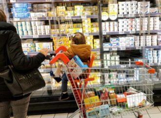 Cele 3 produse care se scumpesc cel mai mult în 2025. Mulți români le consumă zilnic Cele 3 produse care se scumpesc cel mai mult în 2025. Mulți români le consumă zilnic