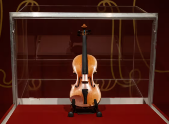 Vioara Stradivarius din 1714 care va ajuta generațiile viitoare Vioara Stradivarius din 1714 care va ajuta generațiile viitoare