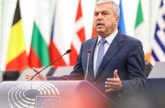 Dan Nica: „Codul de bune practici împotriva dezinformării va intra în vigoare de la 1 iulie” Dan Nica: „Codul de bune practici împotriva dezinformării va intra în vigoare de la 1 iulie”