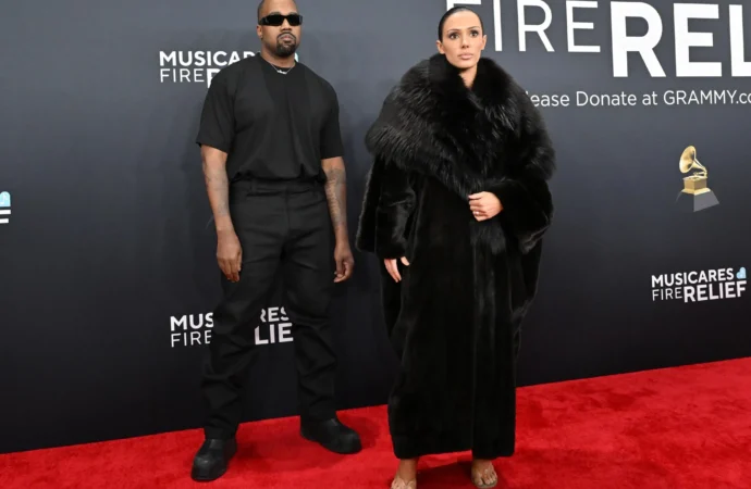 Kanye West și Bianca Censori ar urma să divorțeze