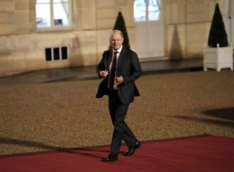 SCHOLZ îl avertizează pe Trump asupra efectelor tensiunilor comerciale /„Cine aplică taxe vamale trebuie să se aștepte la ripostă” SCHOLZ îl avertizează pe Trump asupra efectelor tensiunilor comerciale /„Cine aplică taxe vamale trebuie să se aștepte la ripostă”