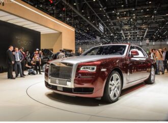 Rolls-Royce ANALIZEAZĂ mutarea producției de motoare în SUA Rolls-Royce ANALIZEAZĂ mutarea producției de motoare în SUA