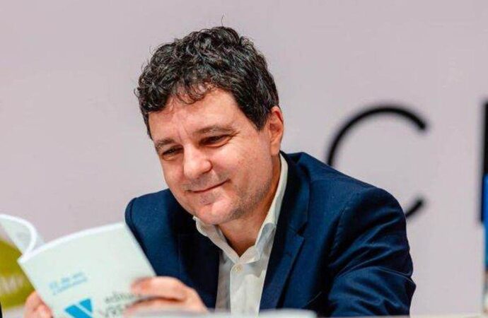 De ce are nevoie România de un candidat independent în 2025