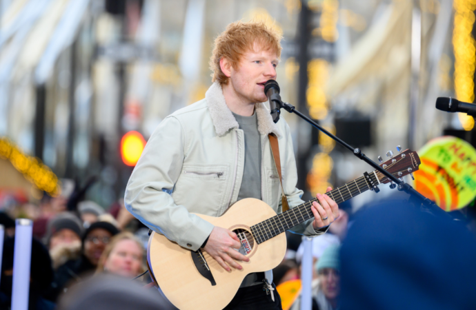 Ed Sheeran confirmă că un nou single vine „luna viitoare”