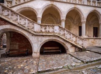 Castelul din România inclus în topul celor mai spectaculoase fortărețe din Europa. A surclasat Germania și Austria Castelul din România inclus în topul celor mai spectaculoase fortărețe din Europa. A surclasat Germania și Austria
