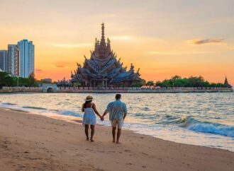 Plaje și temple thailandeze – planul perfect pentru o vacanță lungă Plaje și temple thailandeze – planul perfect pentru o vacanță lungă