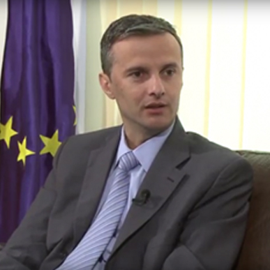 „Să ne bucurăm că s-a încheiat acordul pentru mineralele dintre SUA si Ucraina. Să sperăm că se încheie un război” „Să ne bucurăm că s-a încheiat acordul pentru mineralele dintre SUA si Ucraina. Să sperăm că se încheie un război”