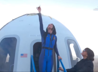 De ce a trimis Bezos echipajul Blue Origin în Spațiu doar 4 min