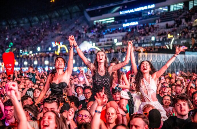 ZF cere interzicerea minorilor la festivaluri ZF cere interzicerea minorilor la festivaluri