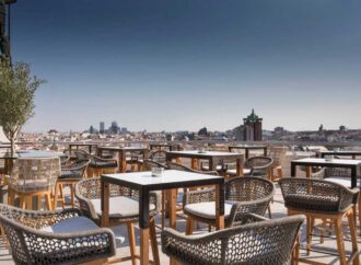 Ce rooftop alegi pentru un cocktail bun în weekend? Ce rooftop alegi pentru un cocktail bun în weekend?