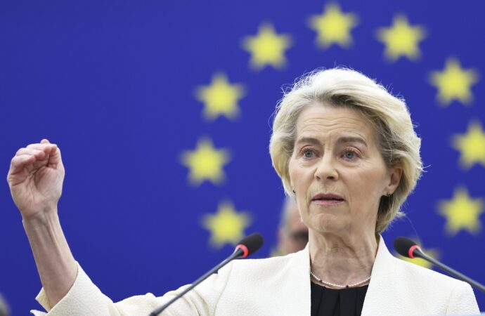 UE vrea acord comercial cu SUA, dar amenință cu riposte /„Continuăm să ne pregătim de toate posibilitățile” UE vrea acord comercial cu SUA, dar amenință cu riposte /„Continuăm să ne pregătim de toate posibilitățile”