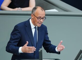 Merz va reduce birocrația și va stimula activitățile economice /„Armata germană trebuie să devină cea mai PUTERNICĂ din Europa” Merz va reduce birocrația și va stimula activitățile economice /„Armata germană trebuie să devină cea mai PUTERNICĂ din Europa”